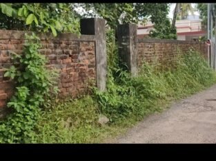 TVM Pongumoode 14 cents of house plot for sale