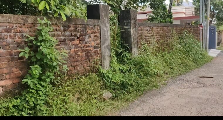 TVM Pongumoode 14 cents of house plot for sale